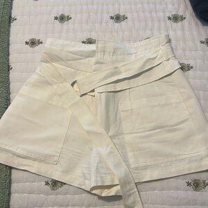 forever 21 shorts with belt size small white